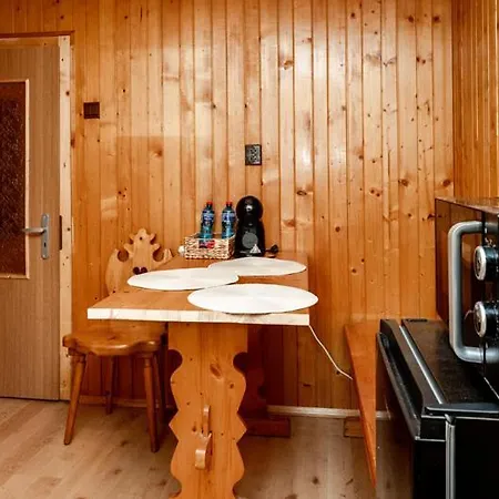 Dom W Ogrodzie Daire *