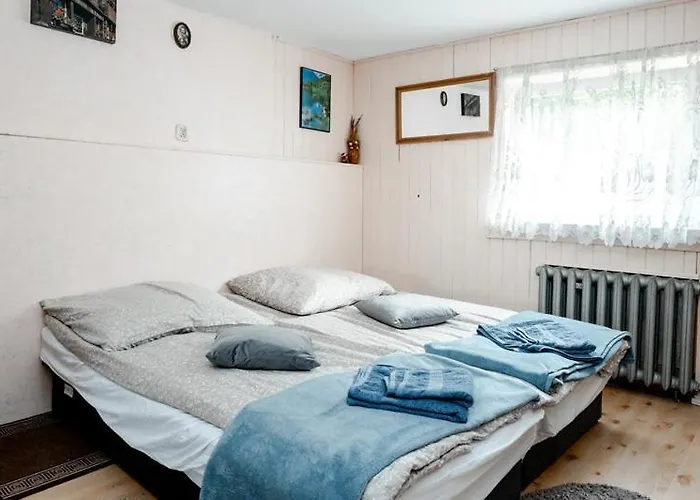 아파트 Dom W Ogrodzie